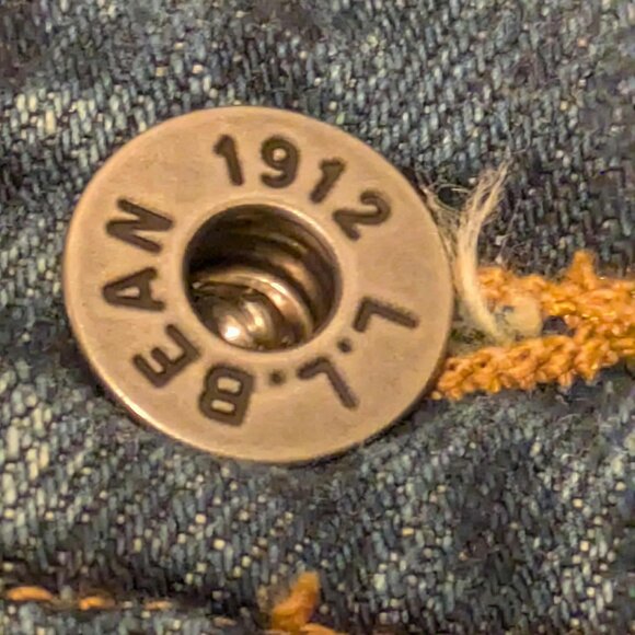 L.L. Bean's Mens 42x 34 Standard Fit 5 Pocket Dark Wash Denim Jeans - Picture 6 of 14